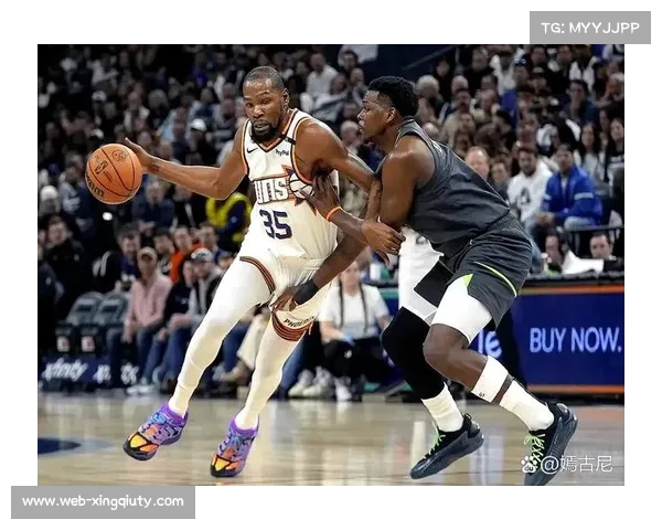 爱德华兹32分3篮板6助攻,兰德尔22分6篮板12助攻准三双